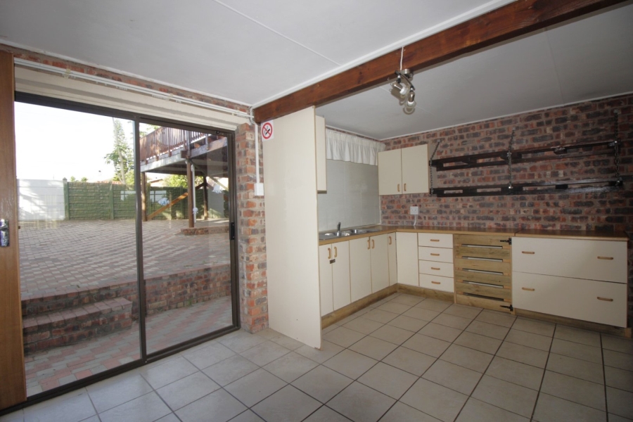 2 Bedroom Property for Sale in Aston Bay Eastern Cape